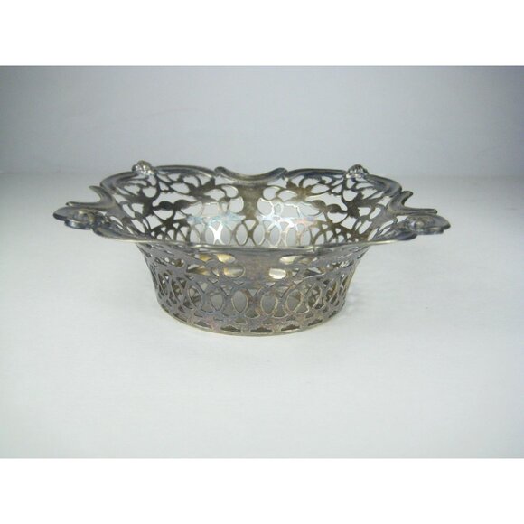 Vintage Victorian Style Silver Plate Decorative Basket Dish Bowl Filigree - Picture 9 of 16